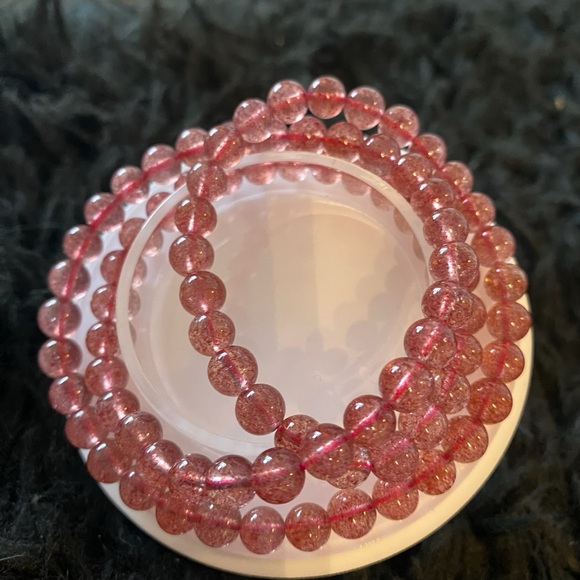 Natural Strawberry Crystal Beads Three Layered 6mm+ - Picture 3 of 7